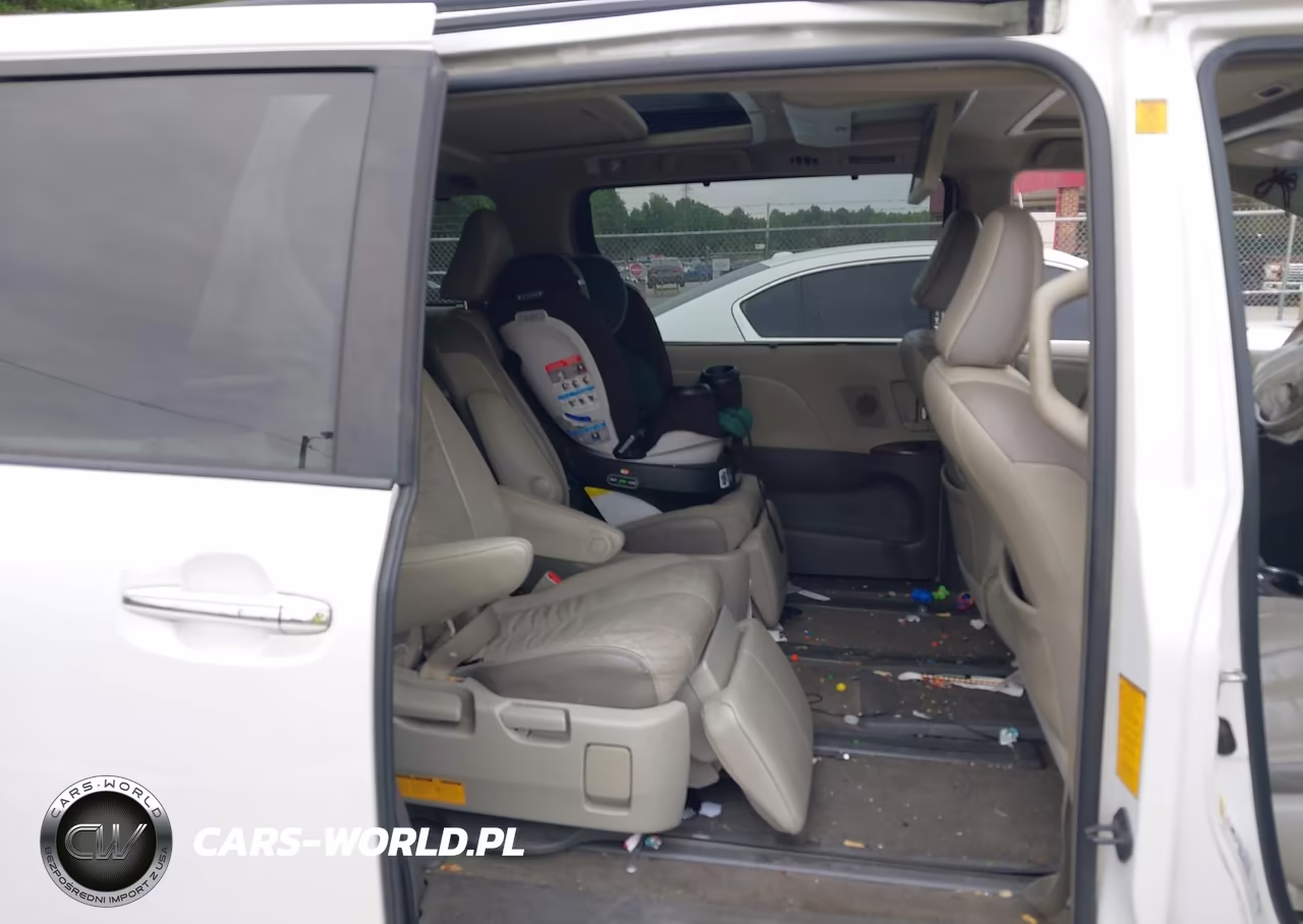 2011 Toyota Sienna Limited V6 VIN:5TDYK3DC7BS159052 - 8