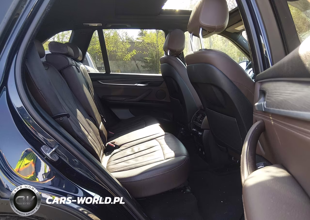 2018 BMW X5 xDrive35I VIN:5UXKR0C59J0X97774 - 8