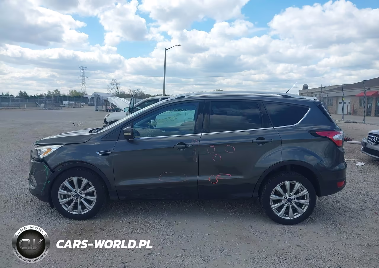 2017 Ford Escape Titanium VIN:1FMCU9JD7HUE21253 - 14
