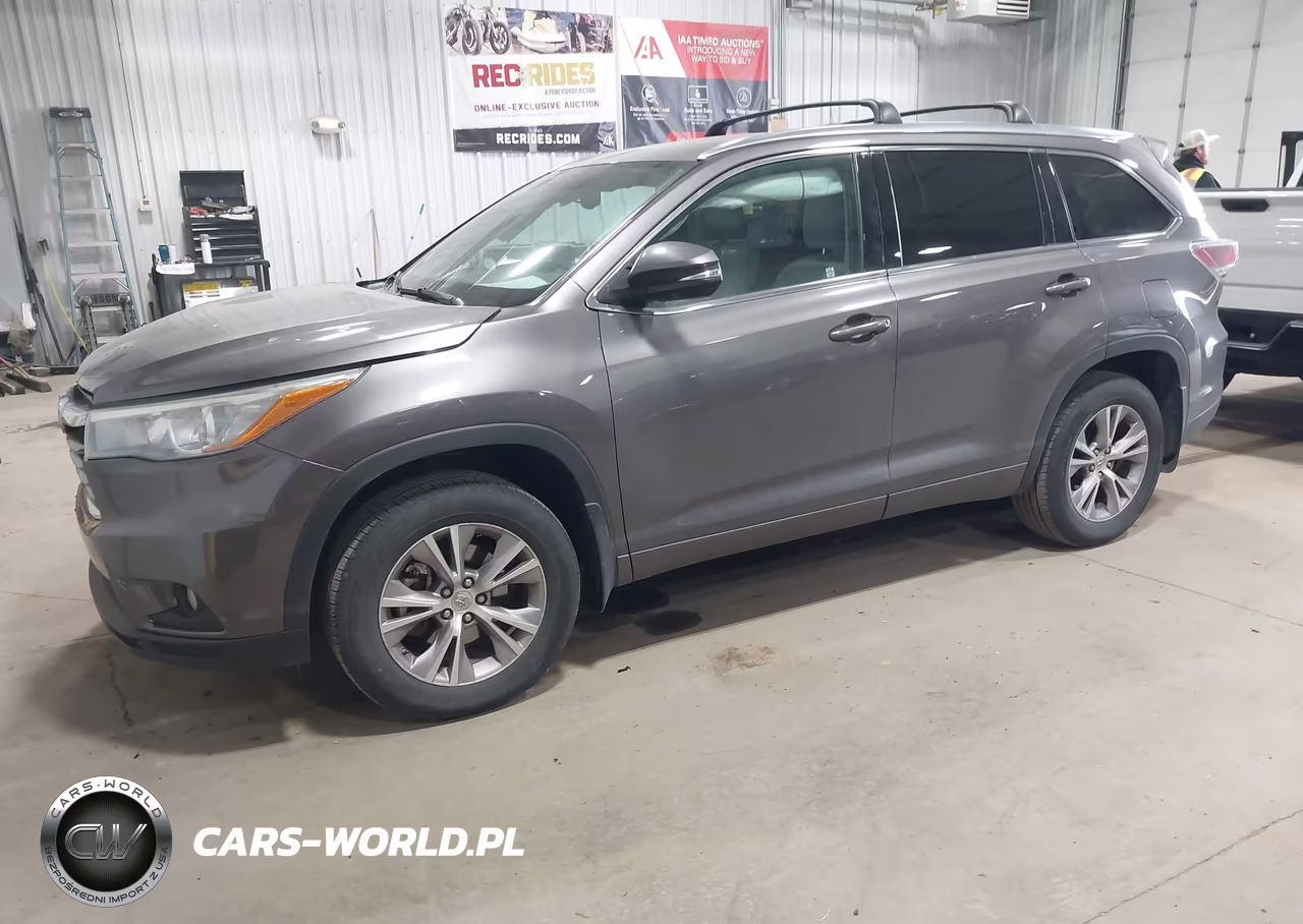 2015 Toyota Highlander Xle V6 VIN:5TDJKRFH9FS166877 - 2