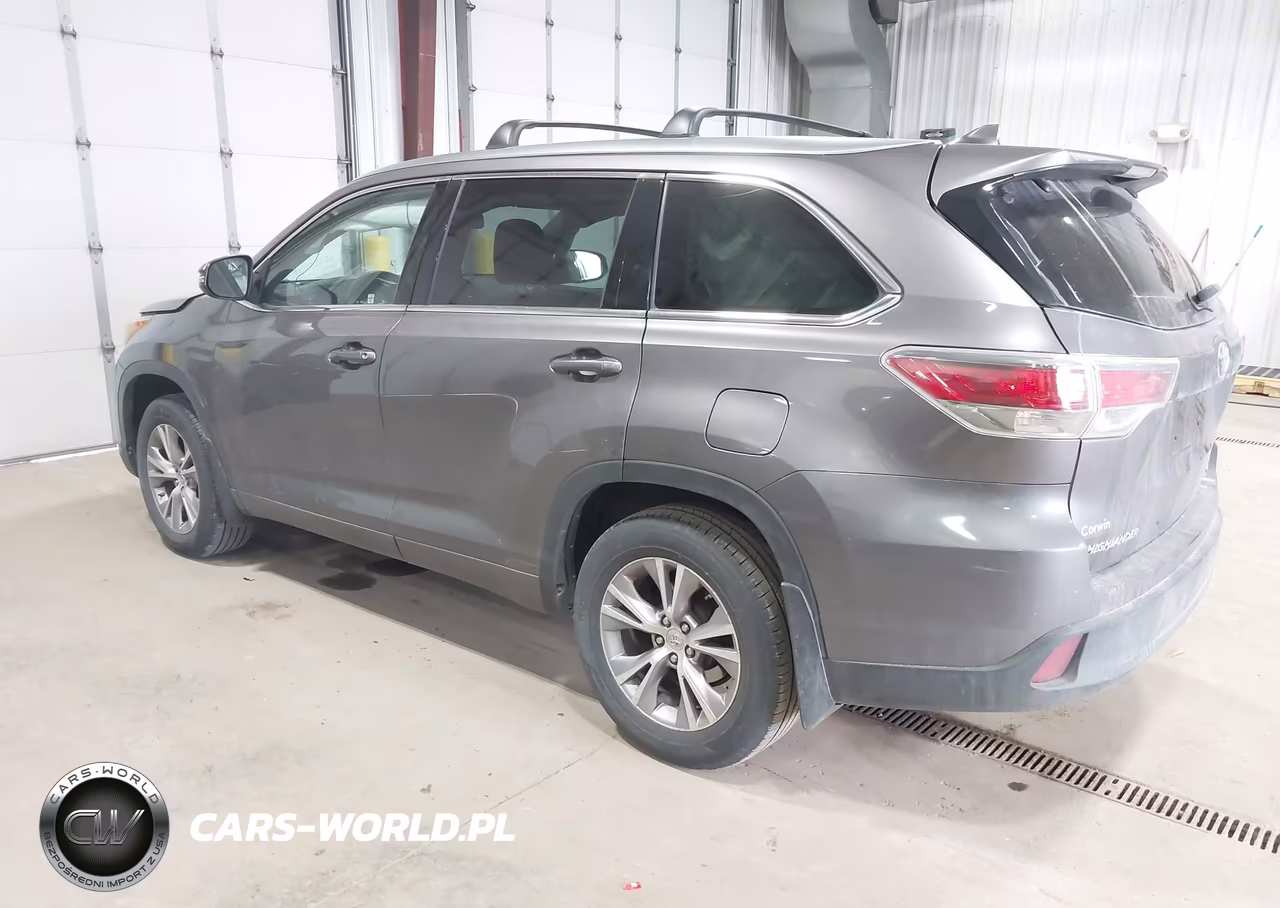 2015 Toyota Highlander Xle V6 VIN:5TDJKRFH9FS166877 - 3
