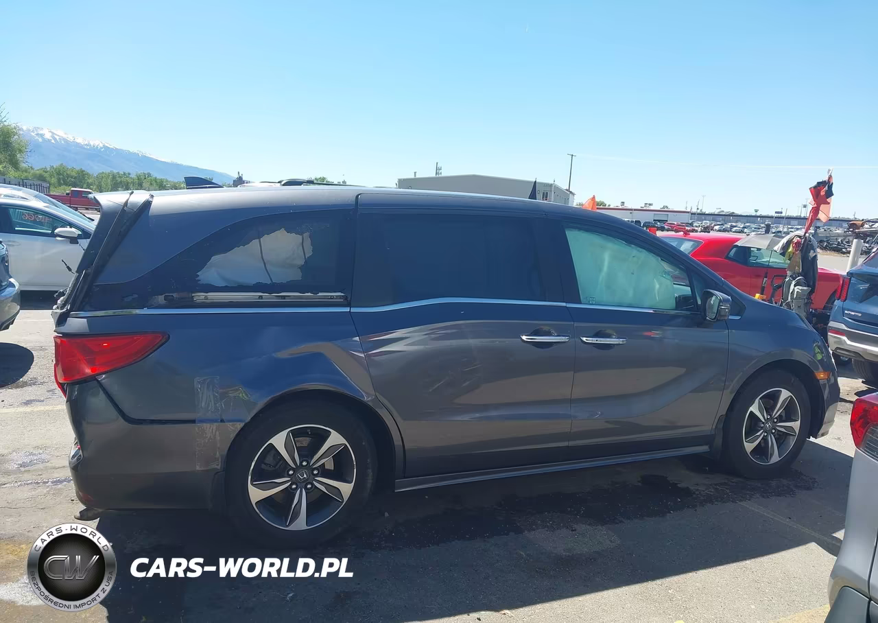 2019 Honda Odyssey Touring VIN:5FNRL6H86KB037361 - 14