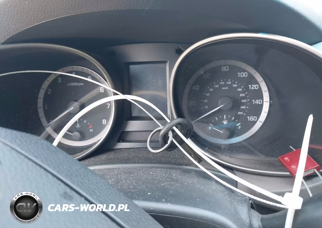 2018 Hyundai Santa Fe Se VIN:KM8SM4HF7JU273603 - 11