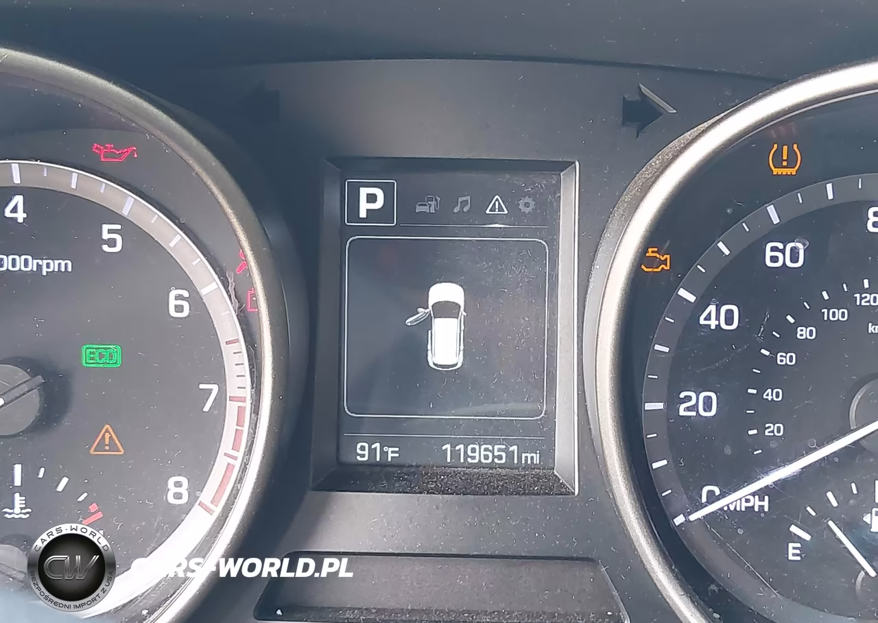 2018 Hyundai Santa Fe Se VIN:KM8SM4HF7JU273603 - 16