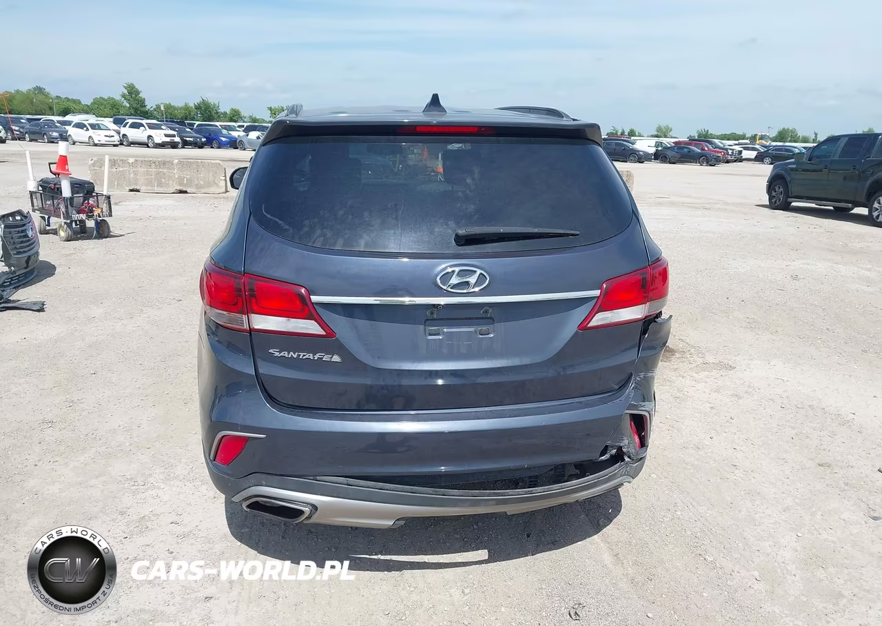 2018 Hyundai Santa Fe Se VIN:KM8SM4HF7JU273603 - 17