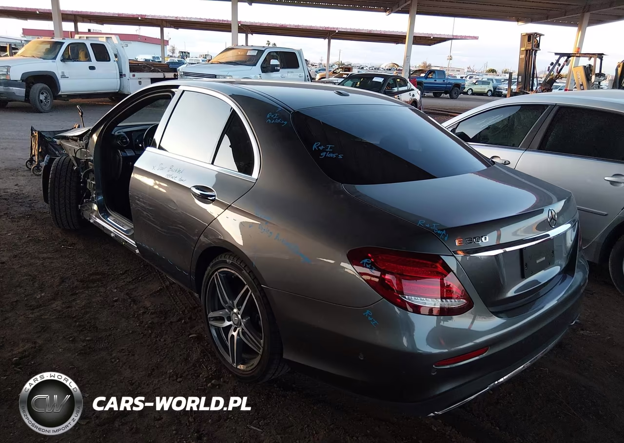 2017 Mercedes-Benz E 300 VIN:WDDZF4JBXHA221307 - 3