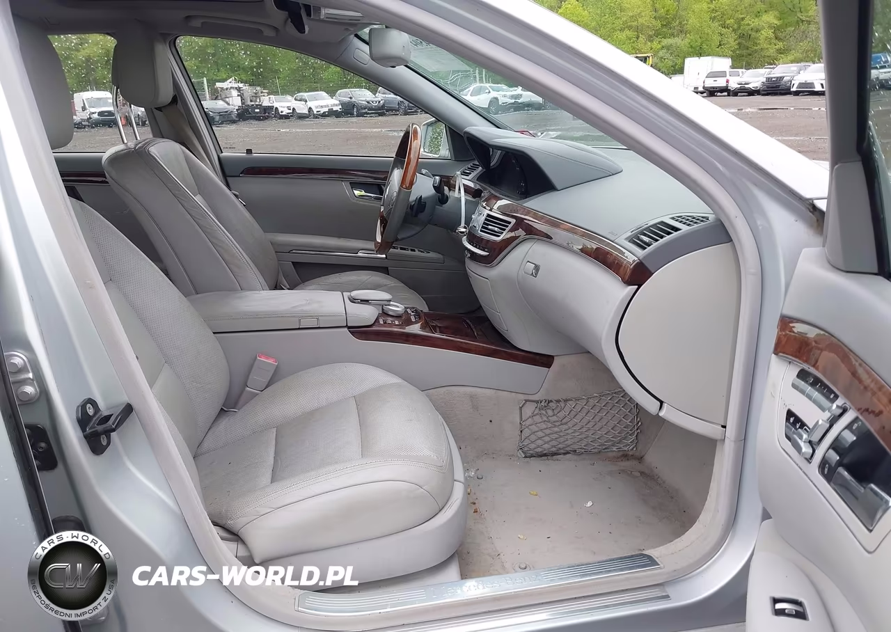 2010 Mercedes-Benz S 550 4Matic VIN:WDDNG8GBXAA312660 - 5
