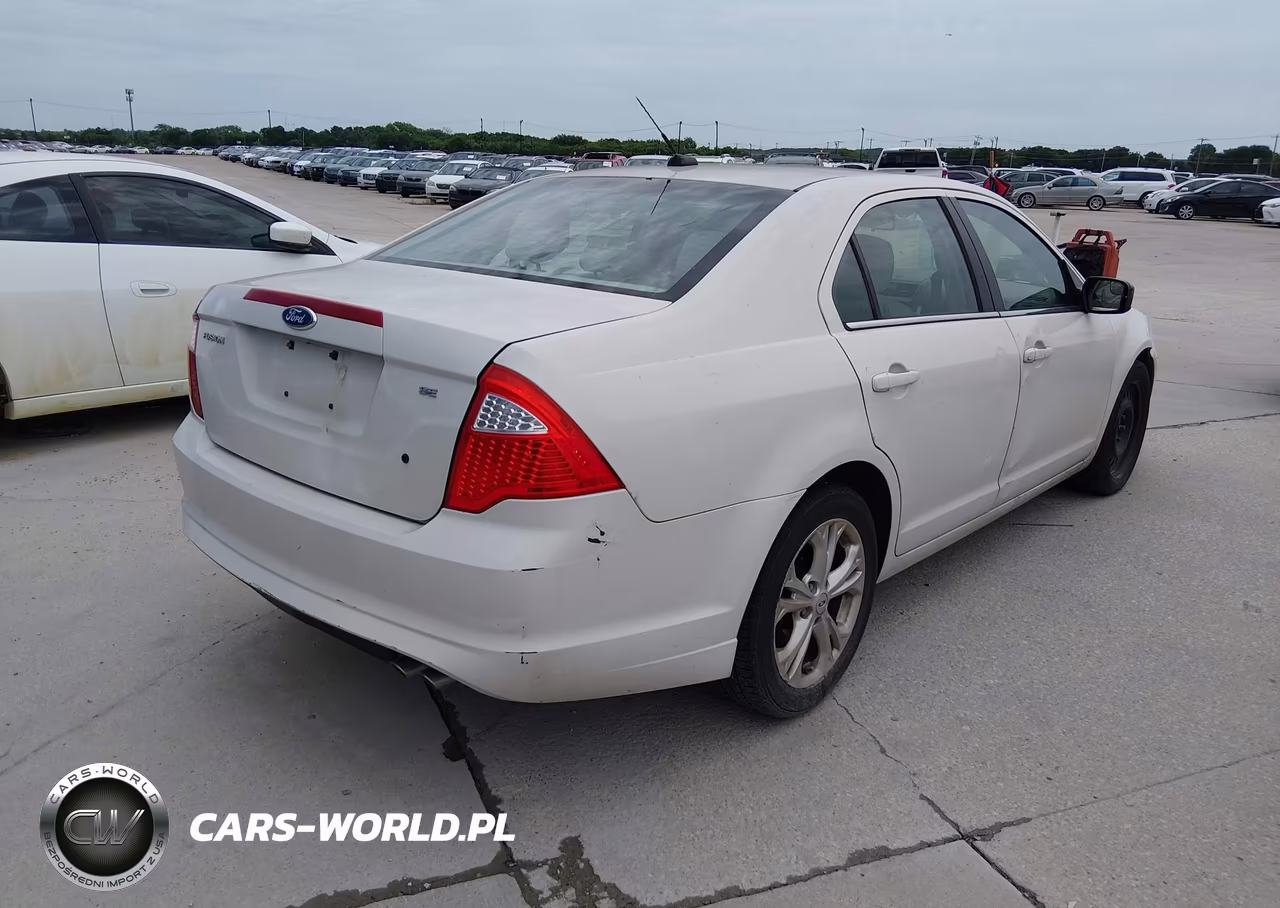 2012 Ford Fusion Se VIN:3FAHP0HAXCR274439 - 4
