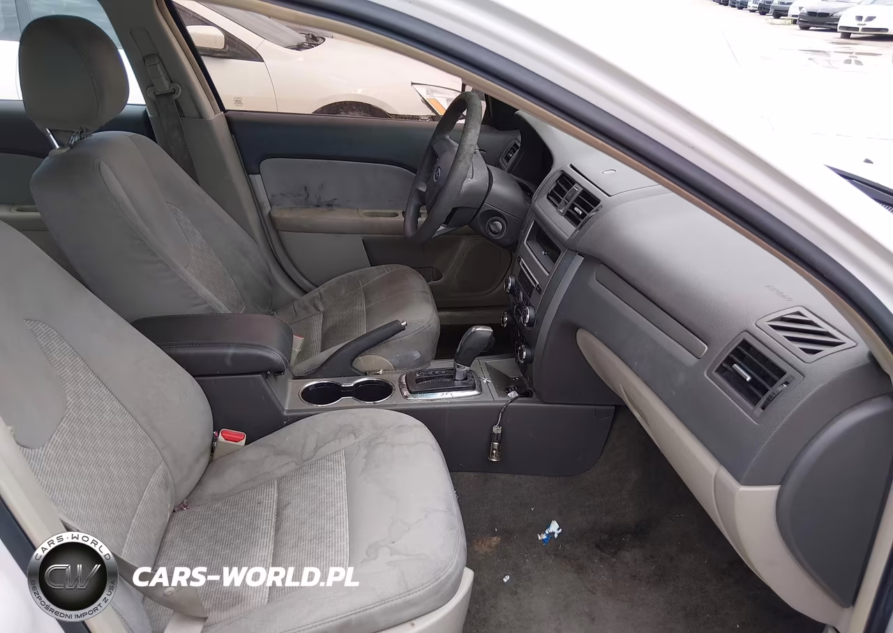 2012 Ford Fusion Se VIN:3FAHP0HAXCR274439 - 5