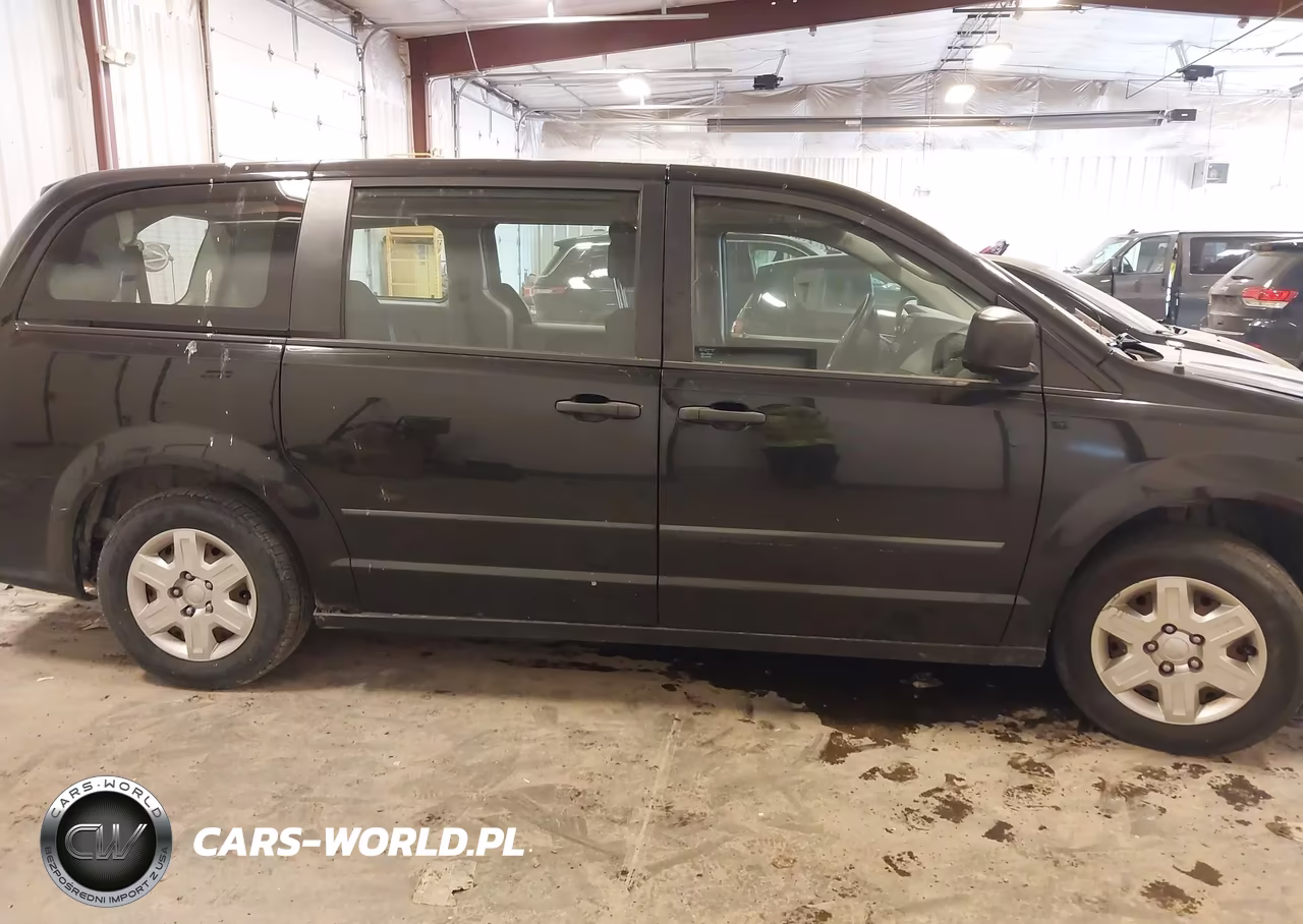 2013 Dodge Grand Caravan American Value Pkg VIN:2C4RDGBG4DR543765 - 13