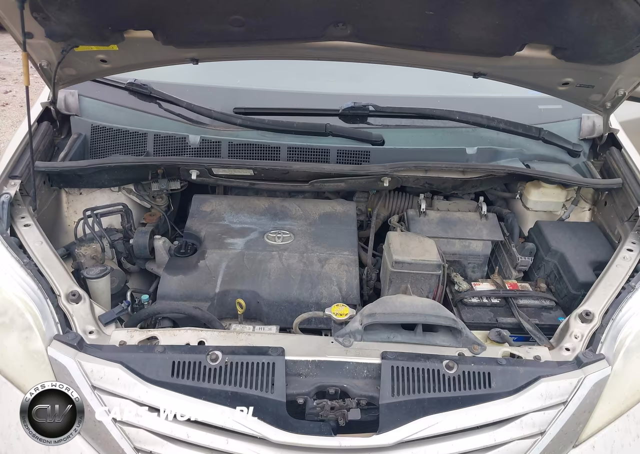 2015 Toyota Sienna Le 8 Passenger VIN:5TDKK3DCXFS583739 - 10