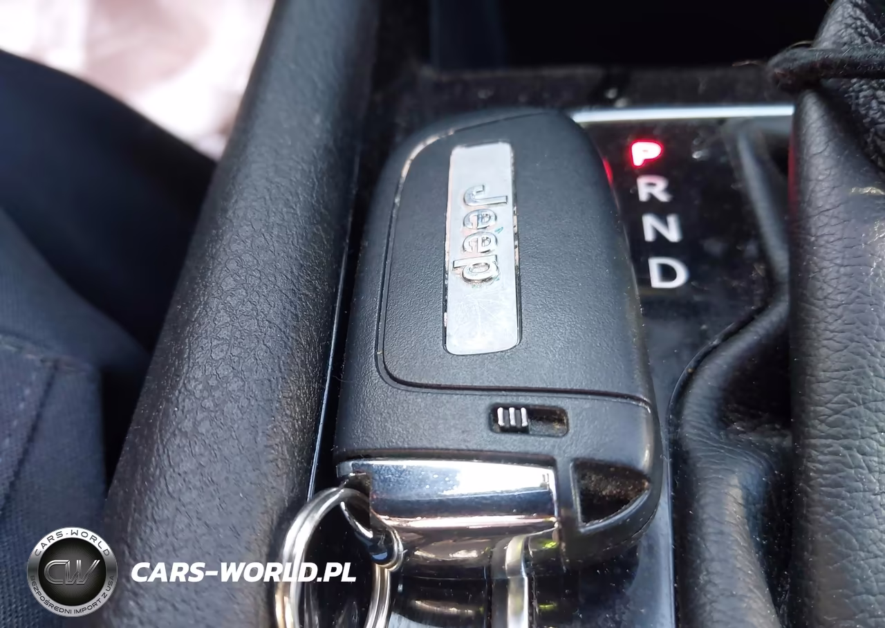 2023 Jeep Compass Limited 4X4 VIN:3C4NJDCN2PT524314 - 11