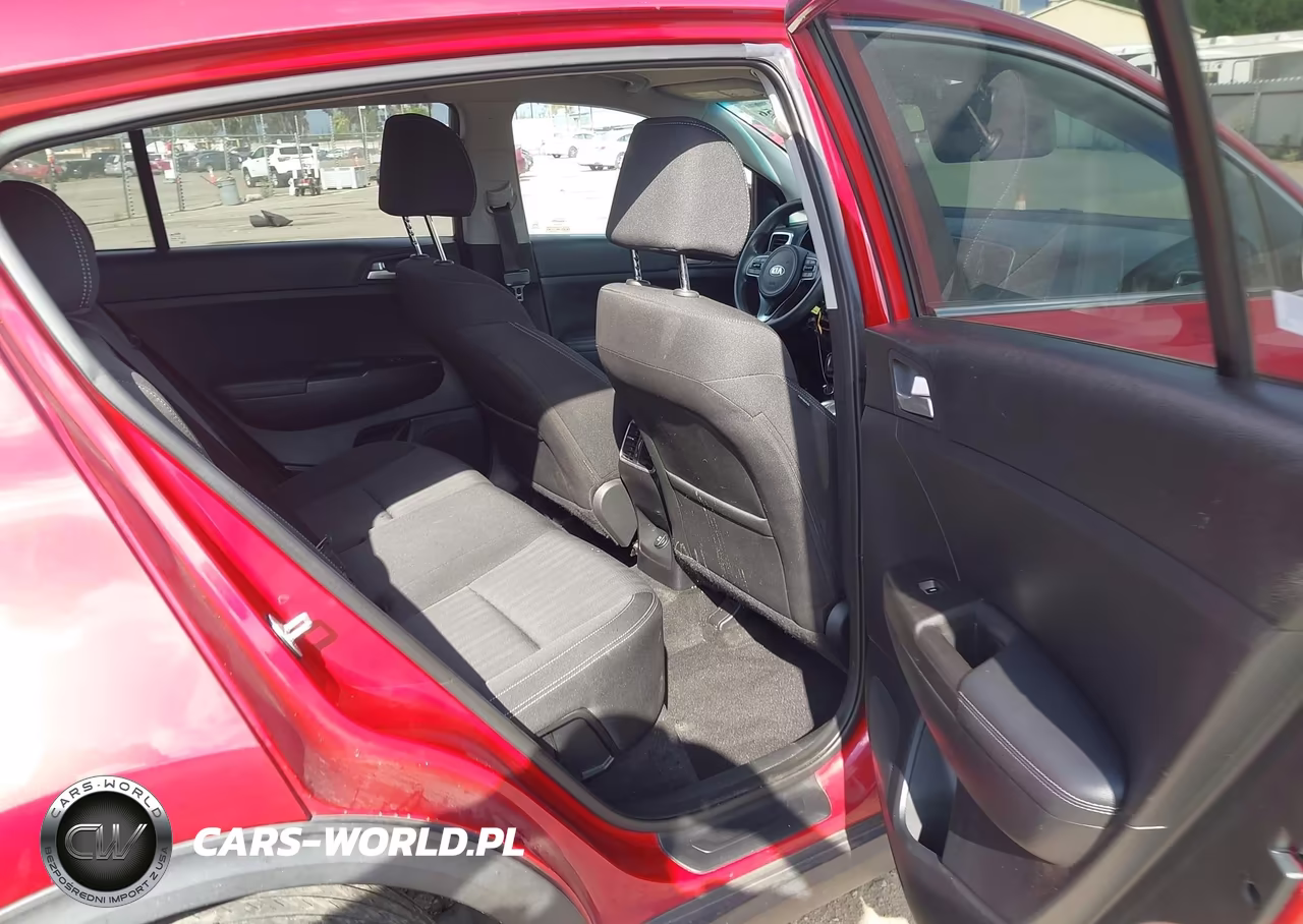 2019 Kia Sportage Lx VIN:KNDPM3ACXK7536123 - 8