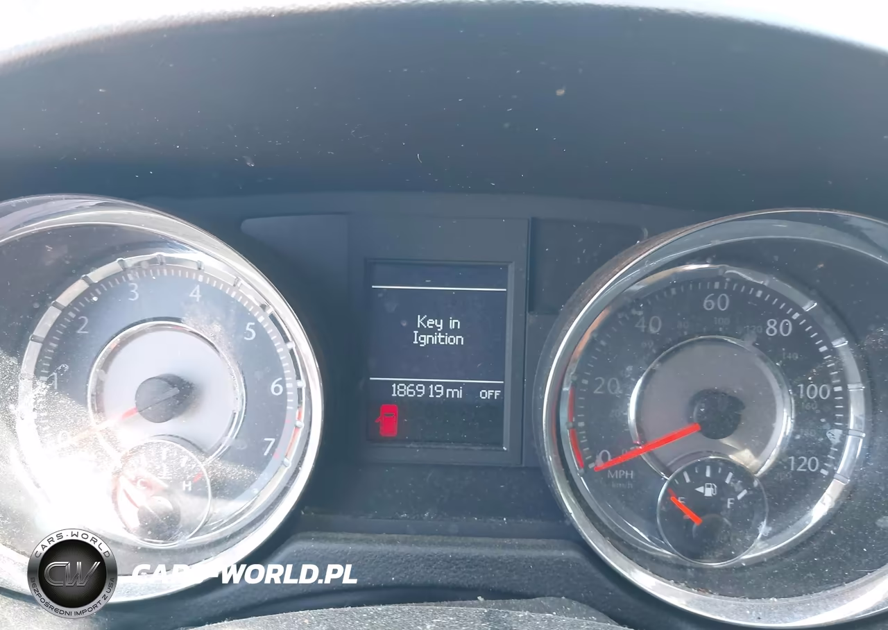 2011 Chrysler Town & Country Touring VIN:2A4RR5DG3BR675362 - 7