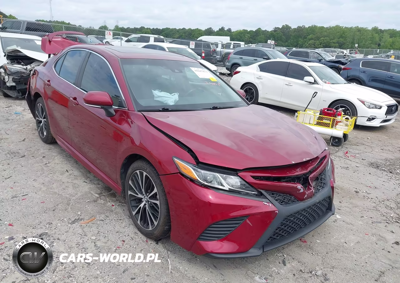 2018 Toyota Camry Se – zdjęcie 1 z 19
