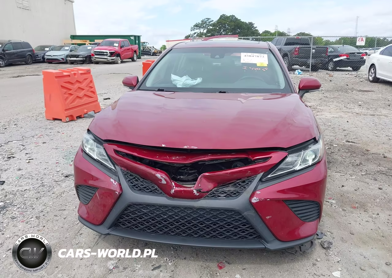 2018 Toyota Camry Se VIN:4T1B11HK3JU652277 - 12