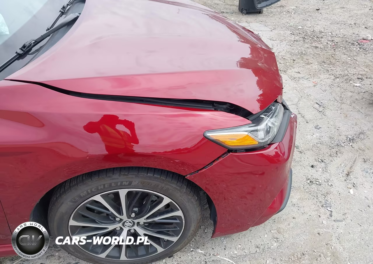 2018 Toyota Camry Se VIN:4T1B11HK3JU652277 - 17