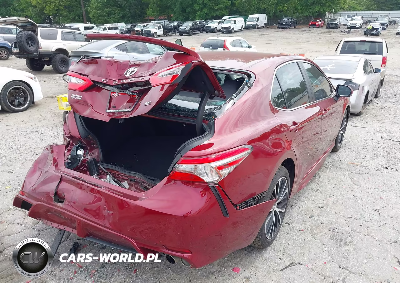 2018 Toyota Camry Se VIN:4T1B11HK3JU652277 - 4