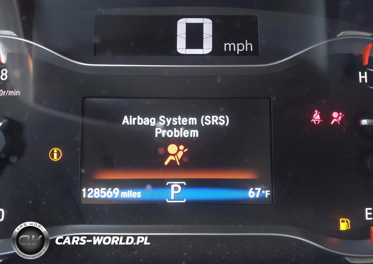 2018 Honda Ridgeline Sport VIN:5FPYK3F14JB001127 - 15