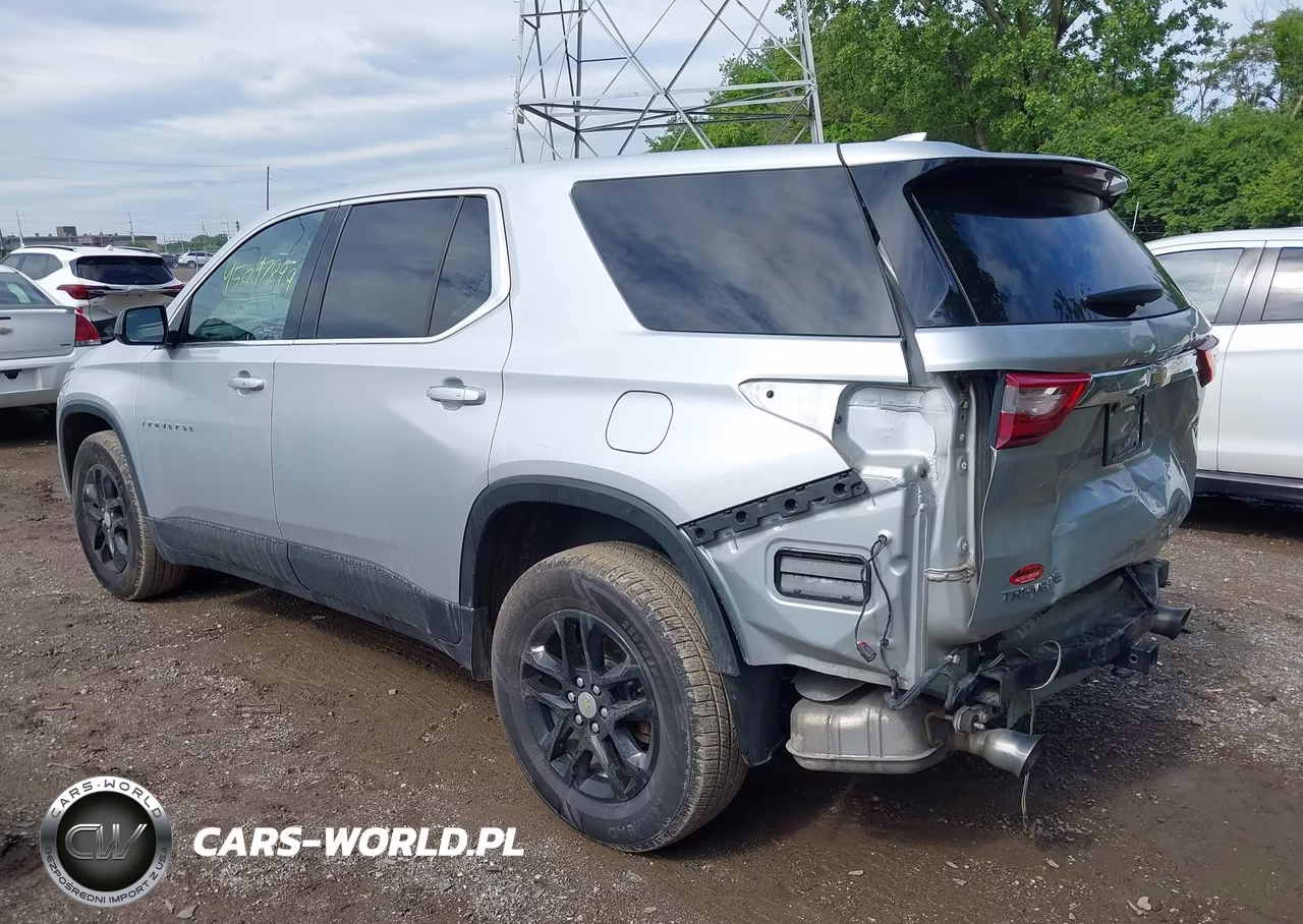 2019 Chevrolet Traverse Ls VIN:1GNERFKW1KJ179184 - 3