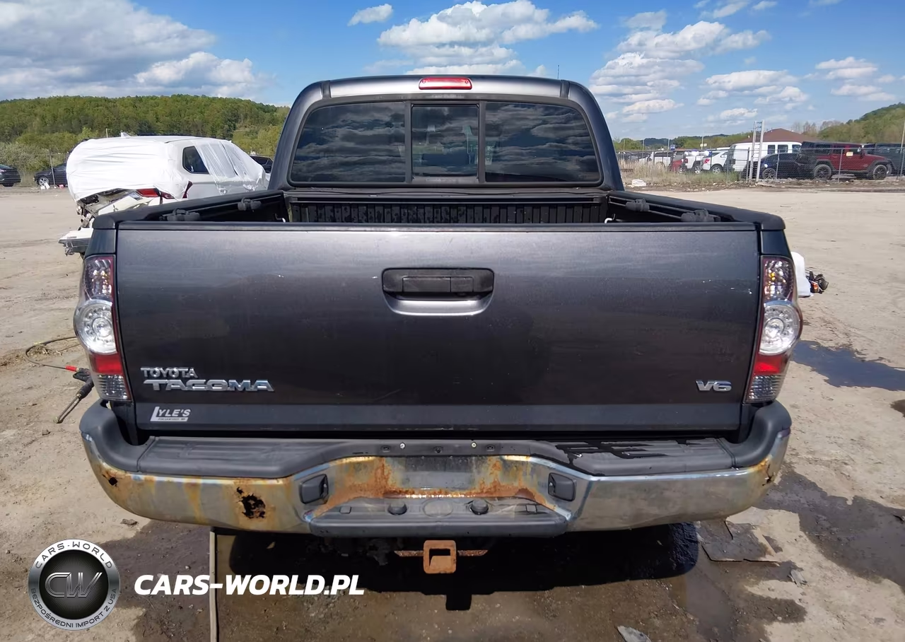 2013 Toyota Tacoma Base V6 VIN:5TFLU4EN9DX049160 - 16