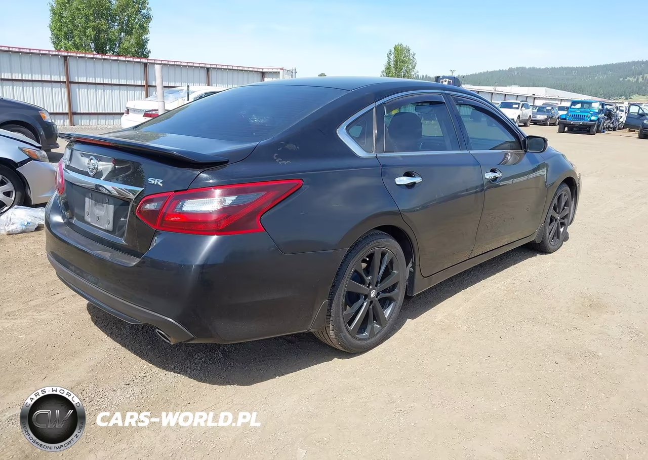 2017 Nissan Altima 2.5 Sr VIN:1N4AL3AP4HC247398 - 4