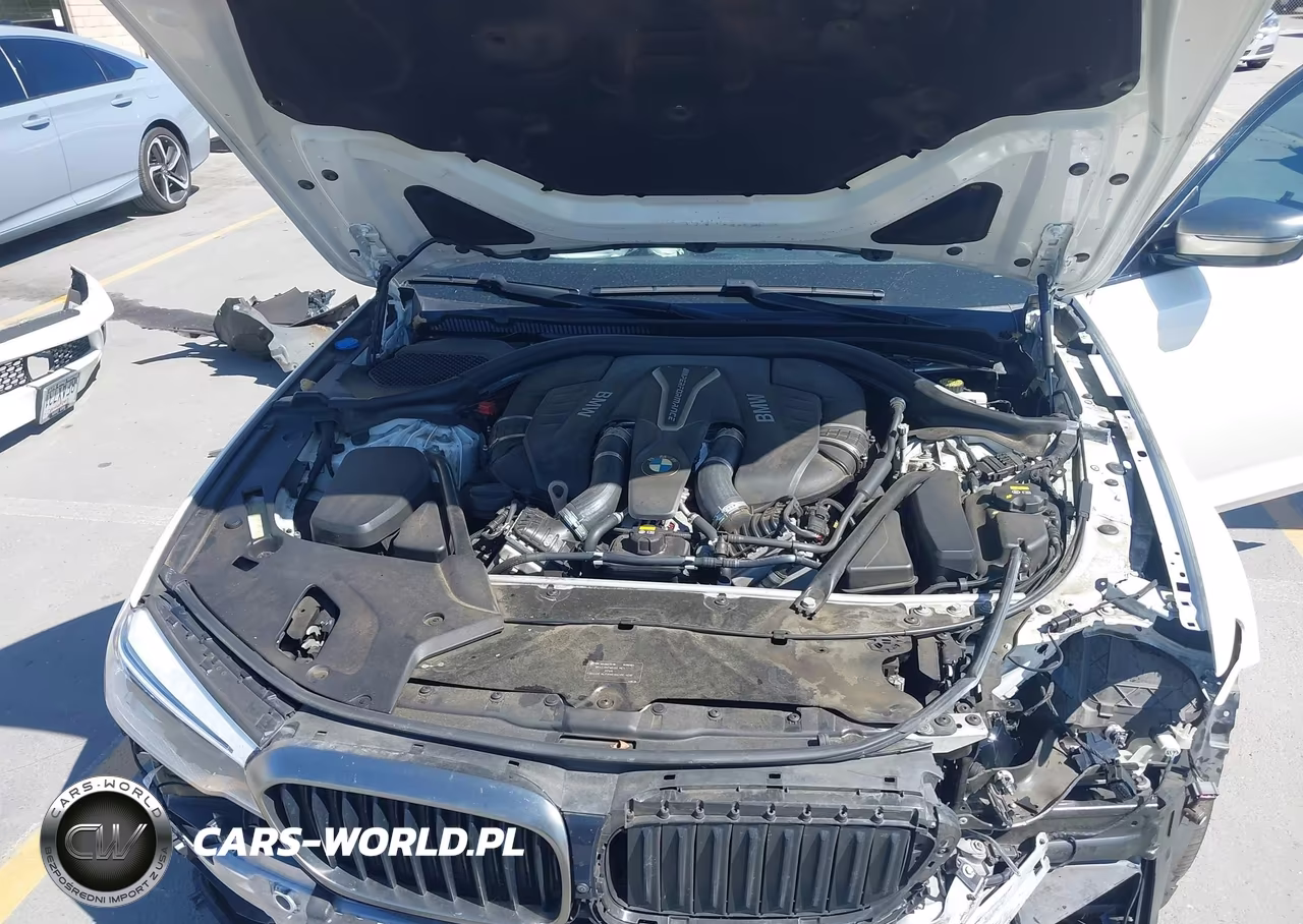 2018 BMW M550I xDrive VIN:WBAJB9C56JB286983 - 10
