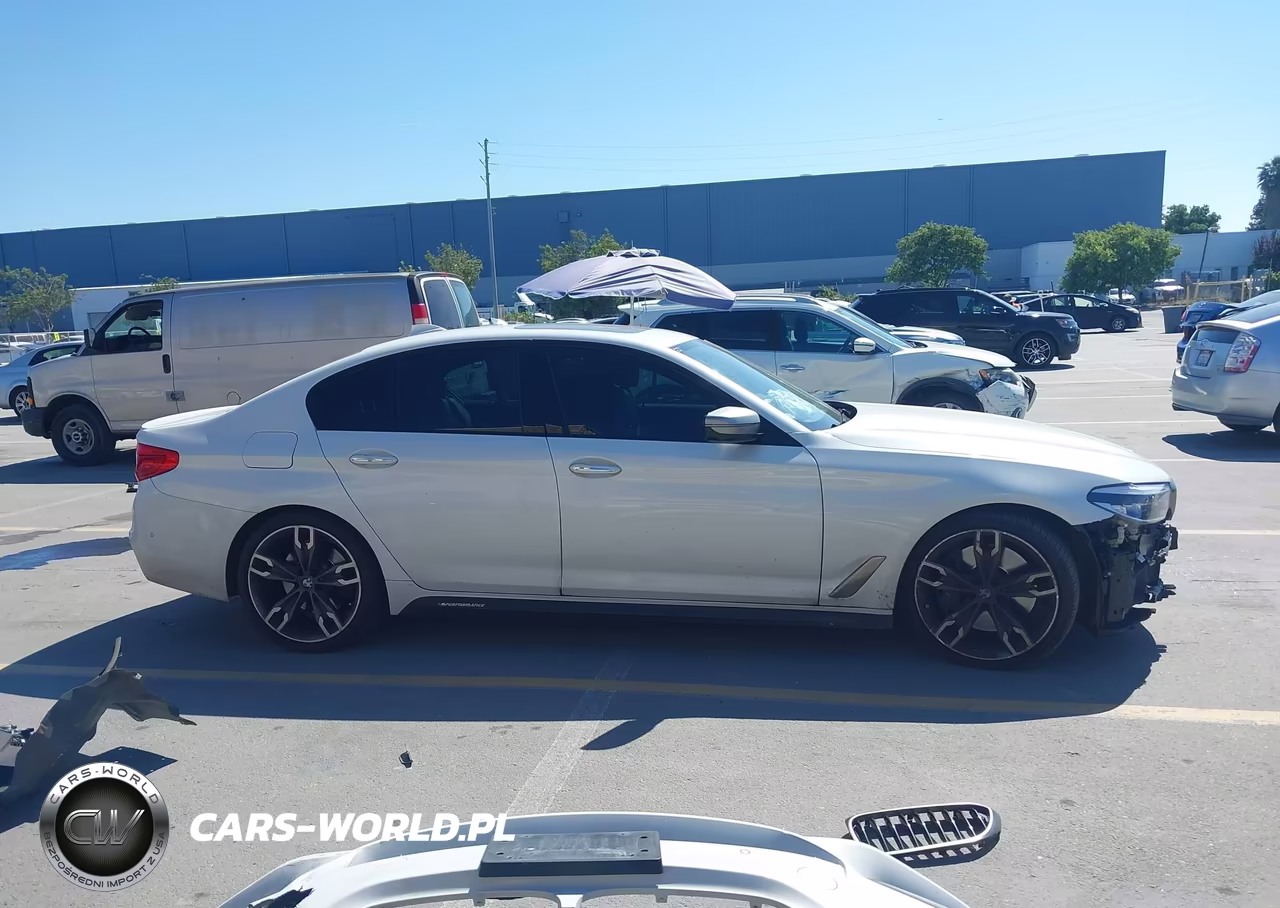 2018 BMW M550I xDrive VIN:WBAJB9C56JB286983 - 14