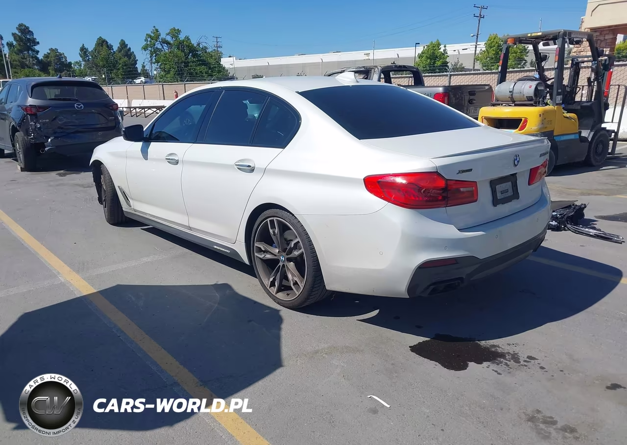 2018 BMW M550I xDrive VIN:WBAJB9C56JB286983 - 3