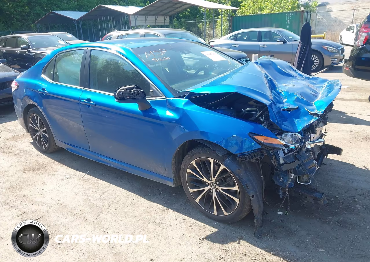 2020 Toyota Camry Se – zdjęcie 1 z 15