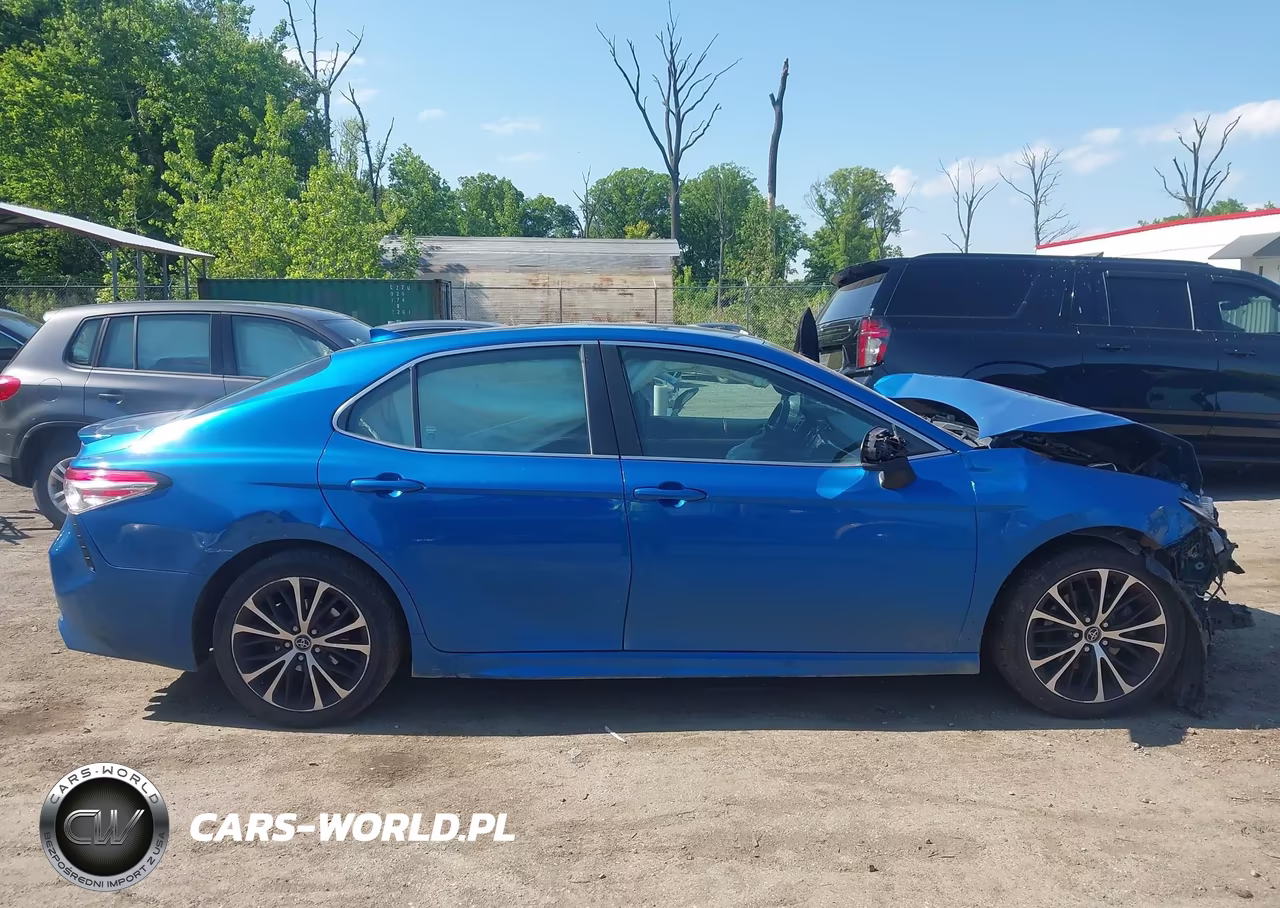 2020 Toyota Camry Se VIN:4T1G11AK6LU330087 - 12