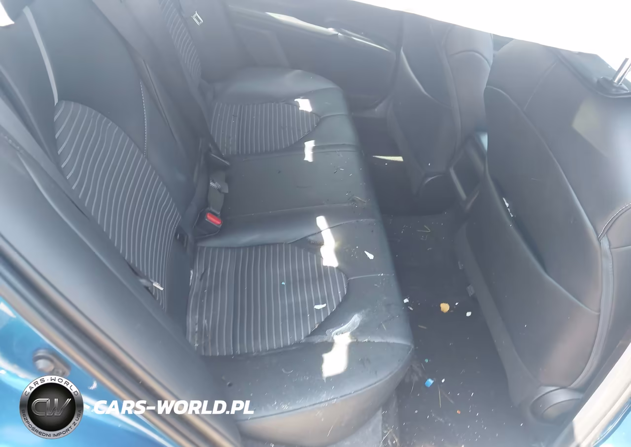 2020 Toyota Camry Se VIN:4T1G11AK6LU330087 - 8