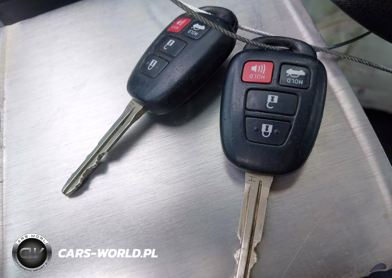 2016 Toyota Corolla Le VIN:5YFBURHE5GP496298 - 11