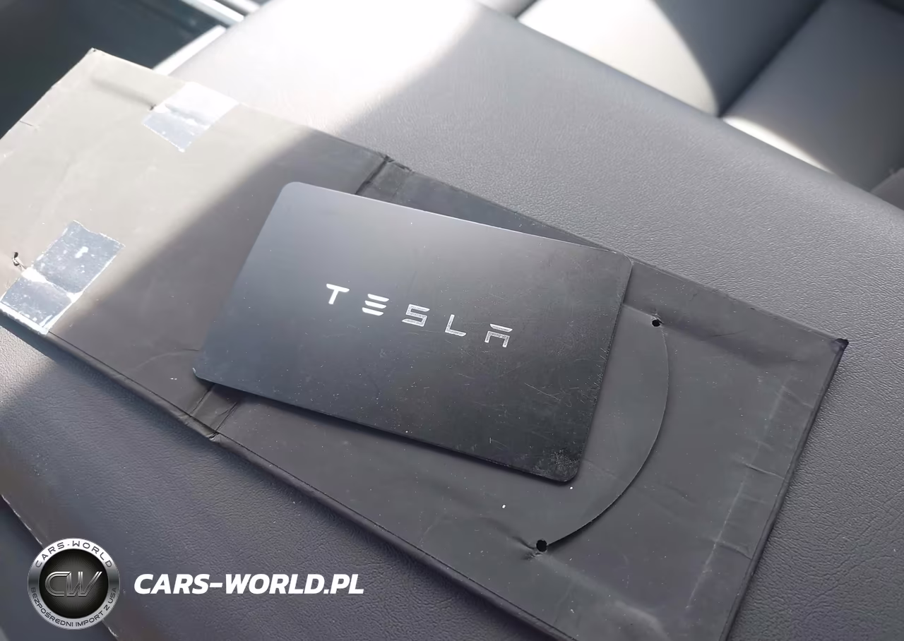 2023 Tesla Model Y Awd-Long Range Dual Motor All-Wheel Drive VIN:7SAYGAEE7PF946880 - 11