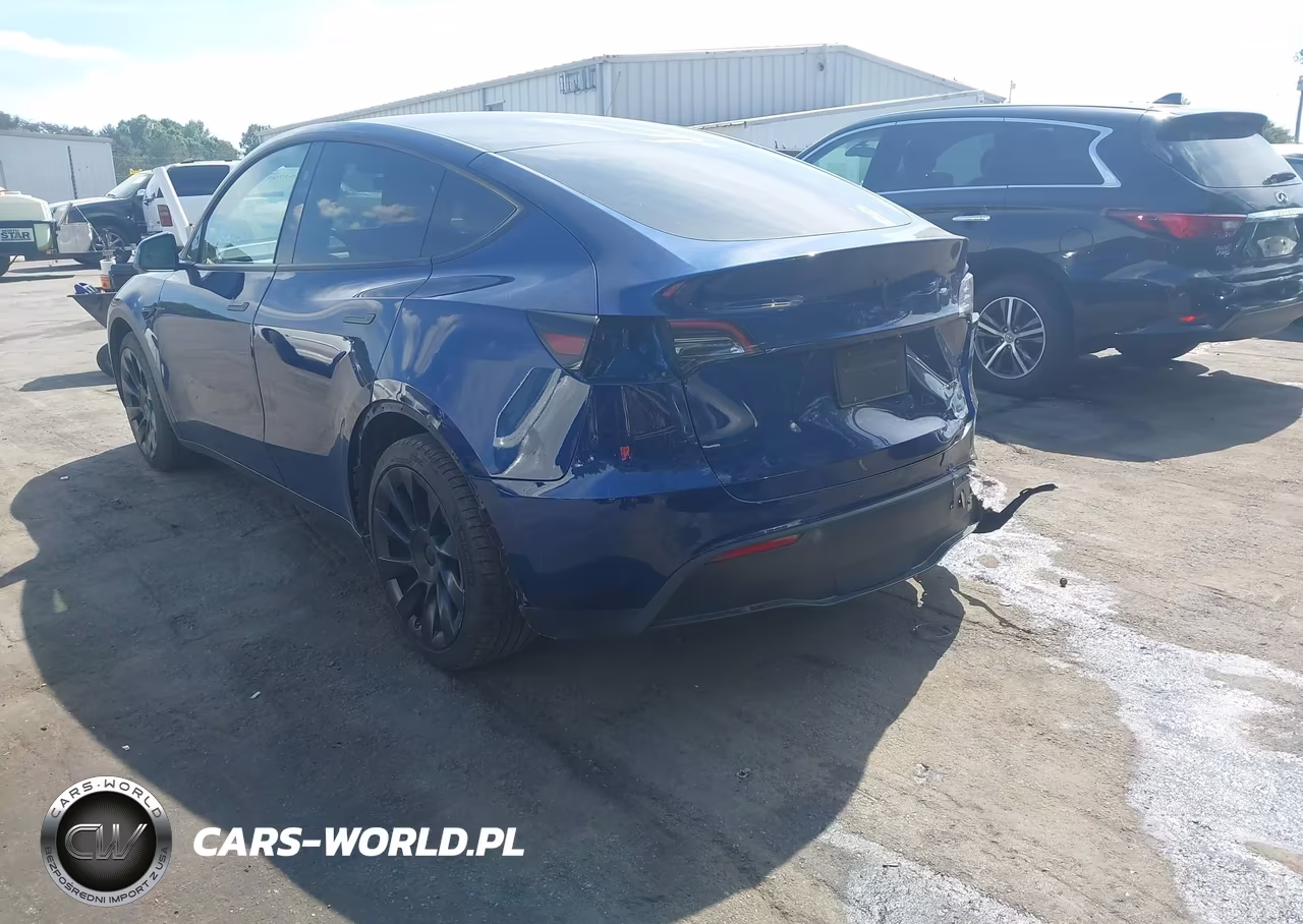2023 Tesla Model Y Awd-Long Range Dual Motor All-Wheel Drive VIN:7SAYGAEE7PF946880 - 3