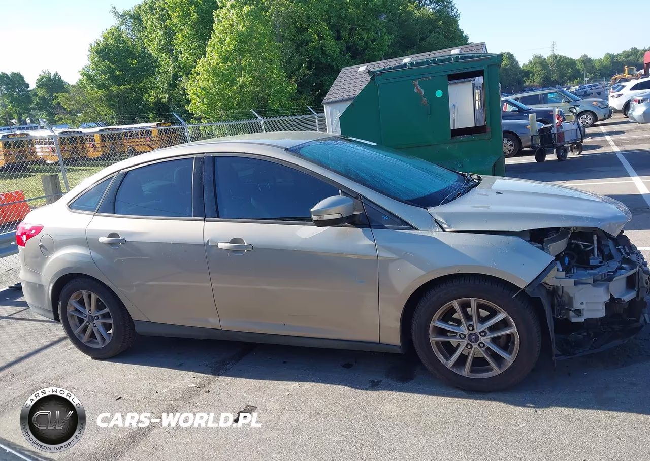 2016 Ford Focus Se VIN:1FADP3F21GL304248 - 14