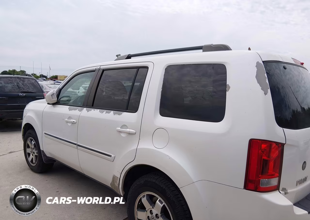 2011 Honda Pilot Touring VIN:5FNYF3H9XBB025711 - 14