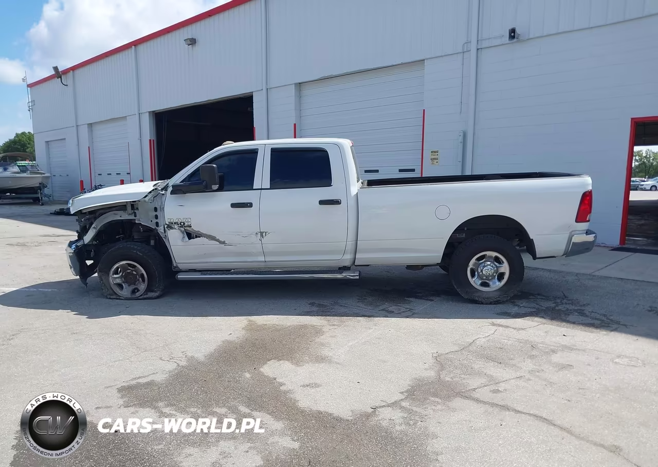 2016 Ram 2500 Tradesman VIN:3C6UR5HJ5GG281579 - 14