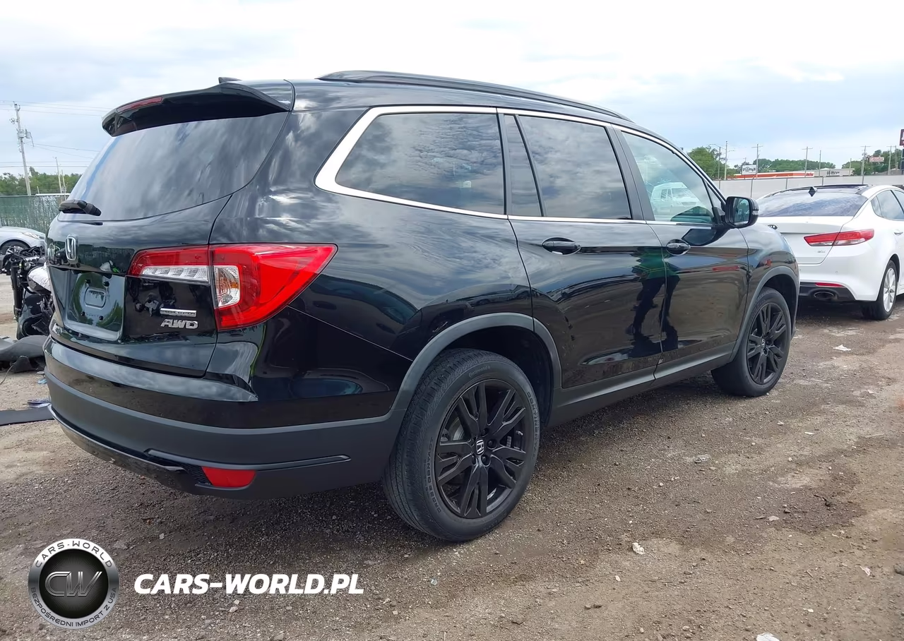 2021 Honda Pilot Awd Special Edition VIN:5FNYF6H24MB022617 - 4