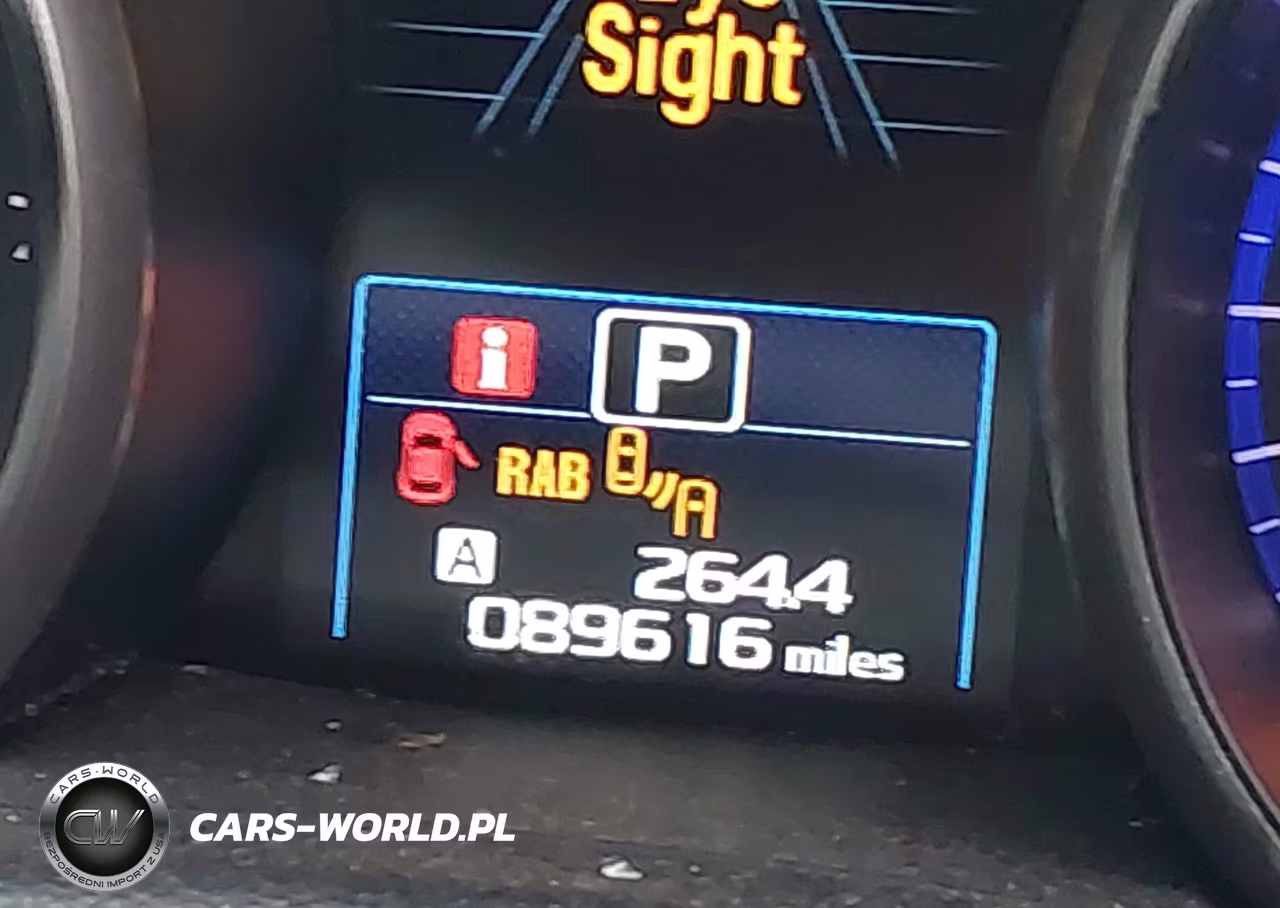 2018 Subaru Outback 3.6R Touring VIN:4S4BSETC1J3316332 - 15