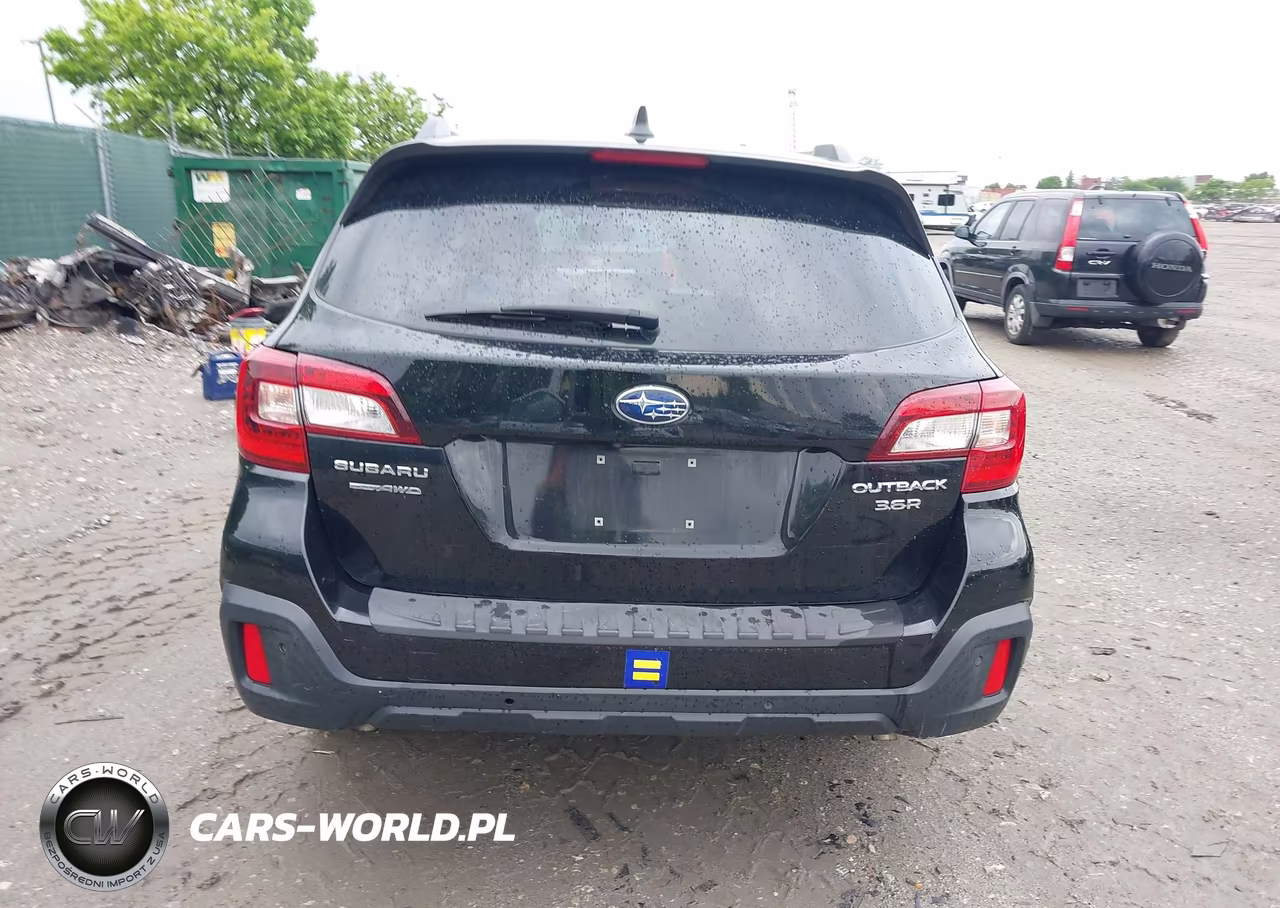 2018 Subaru Outback 3.6R Touring VIN:4S4BSETC1J3316332 - 16