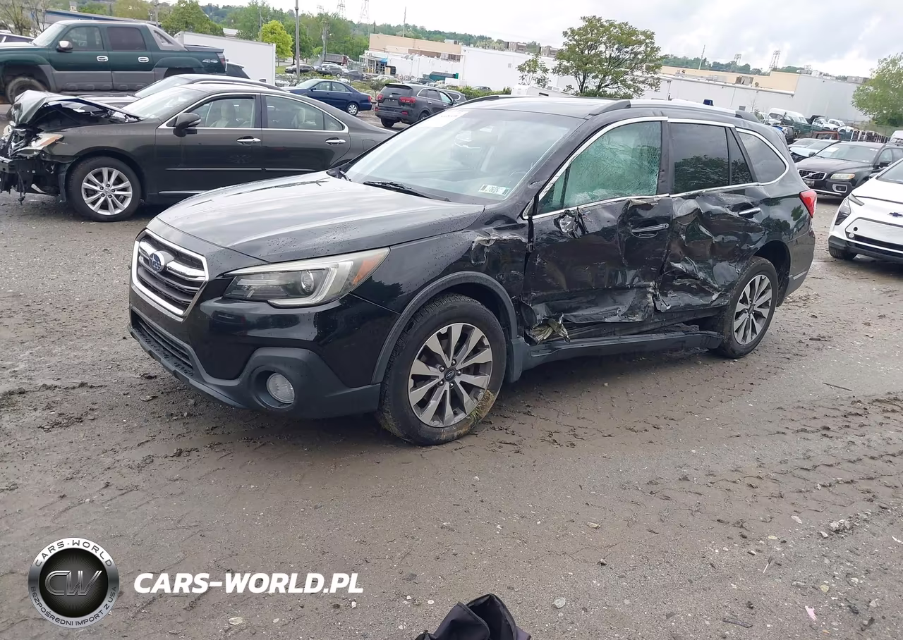 2018 Subaru Outback 3.6R Touring VIN:4S4BSETC1J3316332 - 2