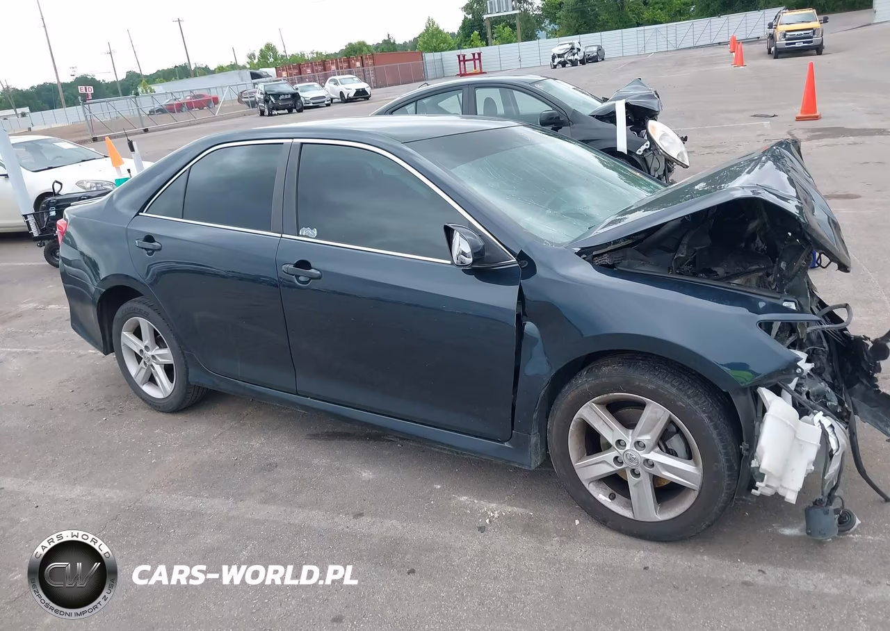 2014 Toyota Camry Se VIN:4T1BF1FK9EU806145 - 13