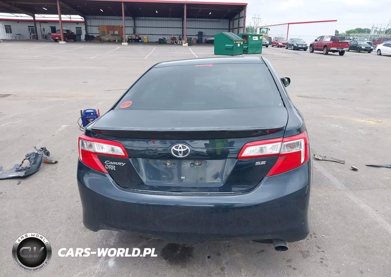 2014 Toyota Camry Se VIN:4T1BF1FK9EU806145 - 16