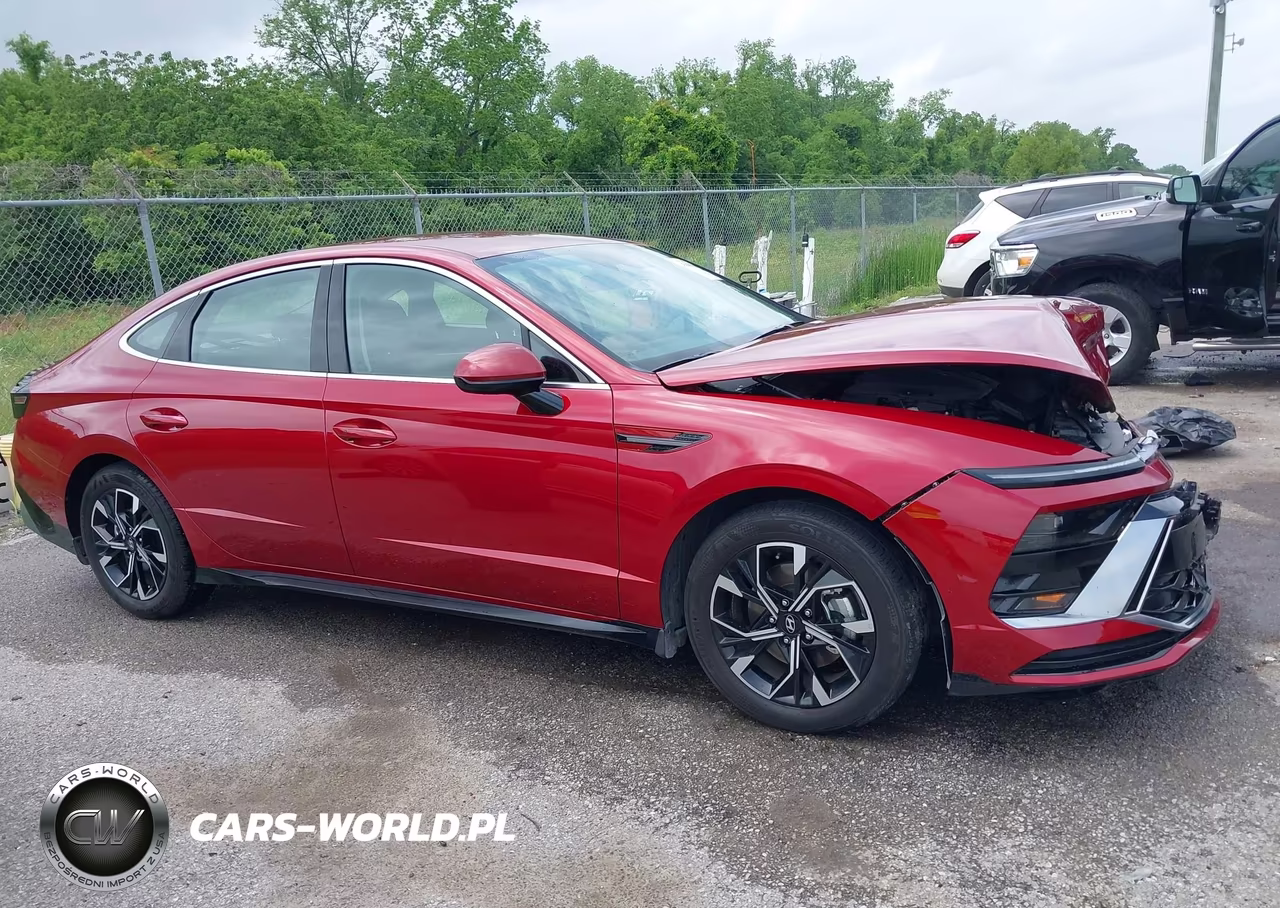 2025 Hyundai Sonata Sel VIN:KMHL64JA2SA465754 - 13