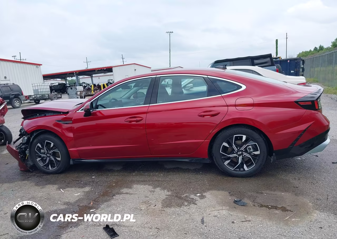 2025 Hyundai Sonata Sel VIN:KMHL64JA2SA465754 - 14