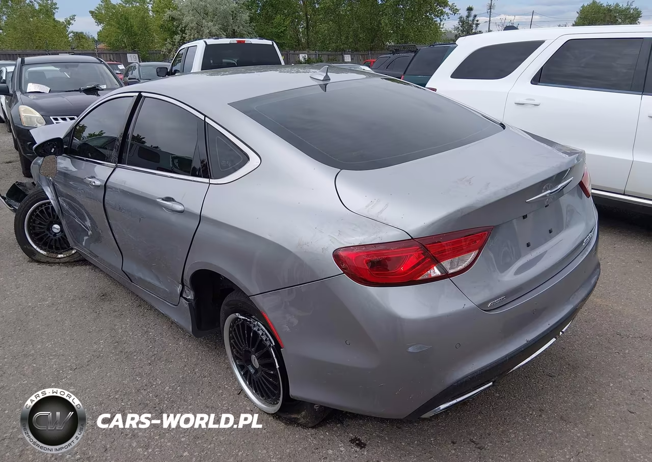 2015 Chrysler 200 C VIN:1C3CCCEG7FN656790 - 3