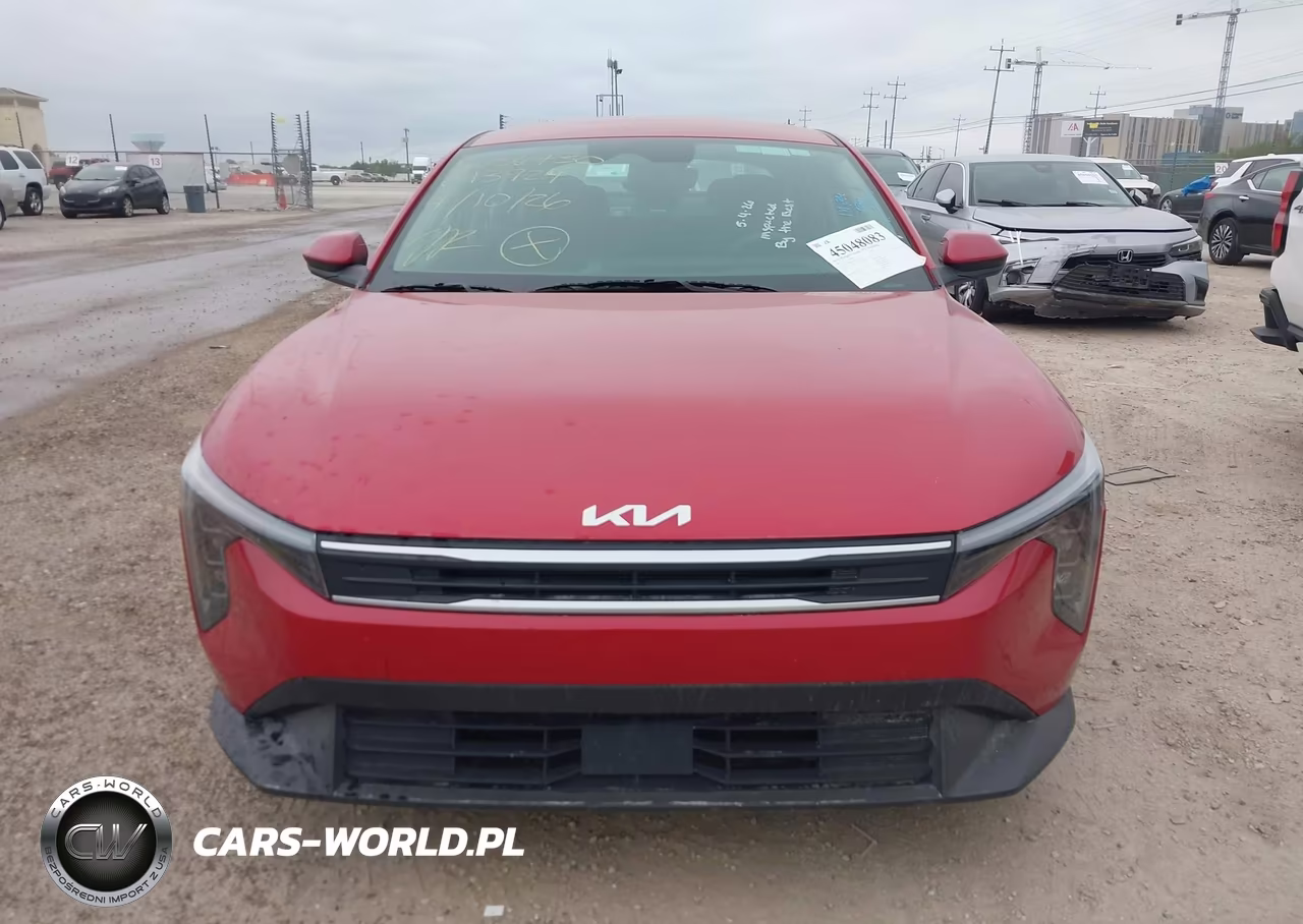 2025 Kia K4 Lxs VIN:3KPFT4DE9SE043924 - 11