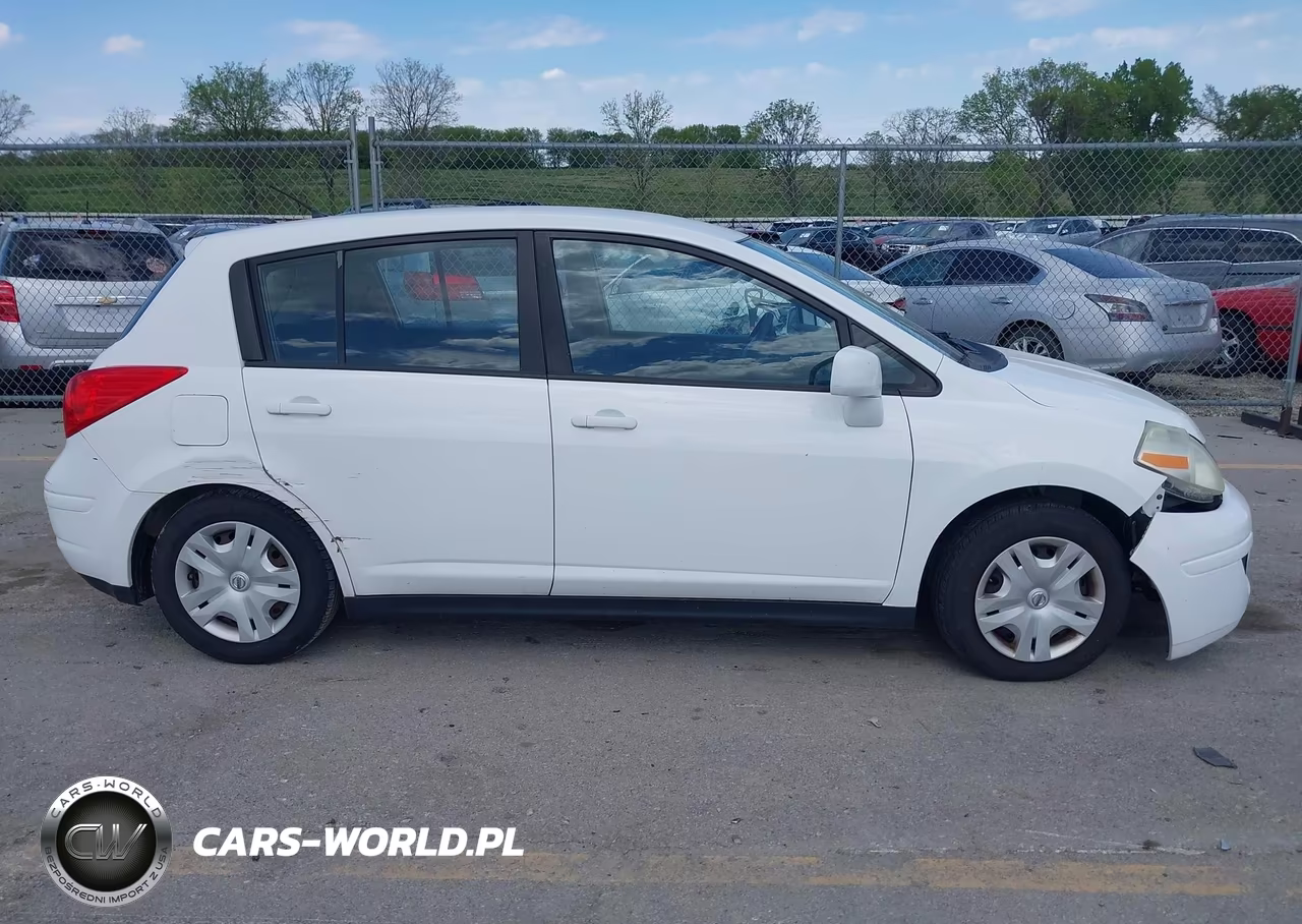2010 Nissan Versa 1.8S VIN:3N1BC1CP0AL457414 - 12