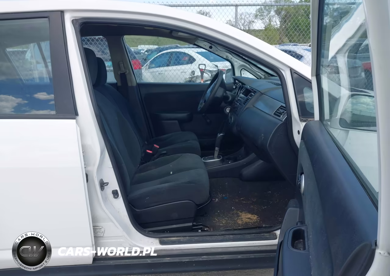 2010 Nissan Versa 1.8S VIN:3N1BC1CP0AL457414 - 5